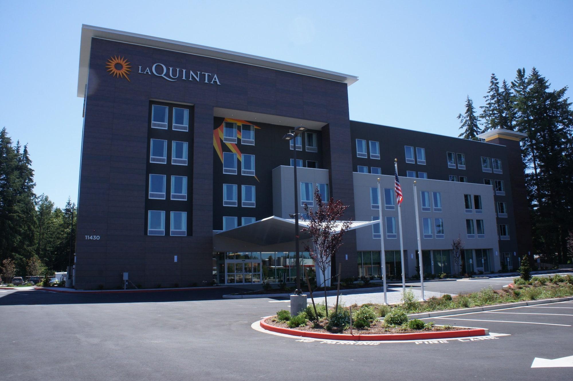 La Quinta Inn & Suites By Wyndham Marysville Exteriör bild